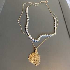 Like New Torrid Layered white and Gold Beaded Necklace
